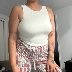 Aritzia Babaton Contour Tank Top